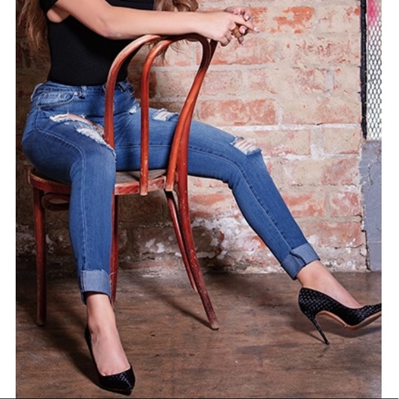 NWT Ripped High Rise Jeans - Picture 2 of 4